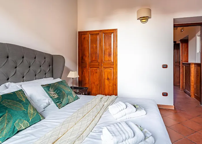 Iflat Colosseum & Monti Cozy Bright Dream Апартаменты *